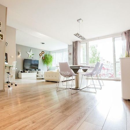 Le Celestay Villeurbanne Exterior foto
