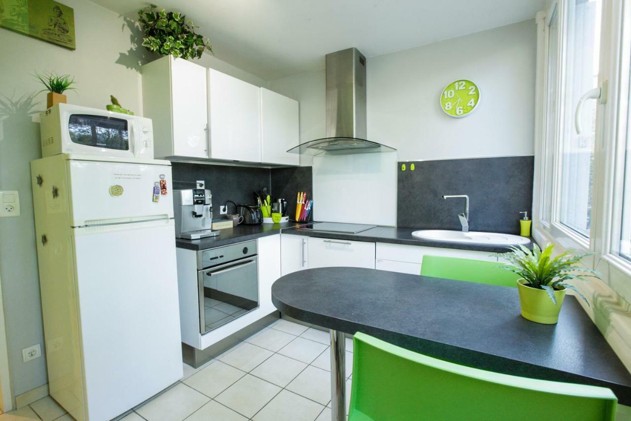 Le Celestay Villeurbanne Exterior foto