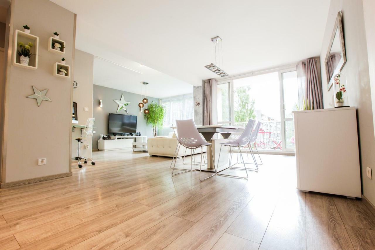 Le Celestay Villeurbanne Exterior foto