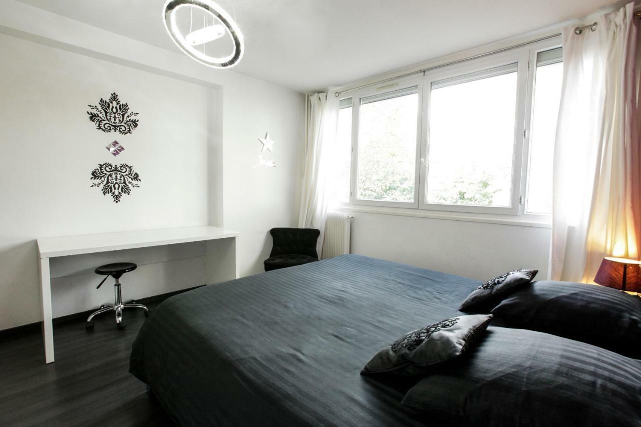 Le Celestay Villeurbanne Exterior foto